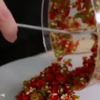 gif animata svuota contenitore